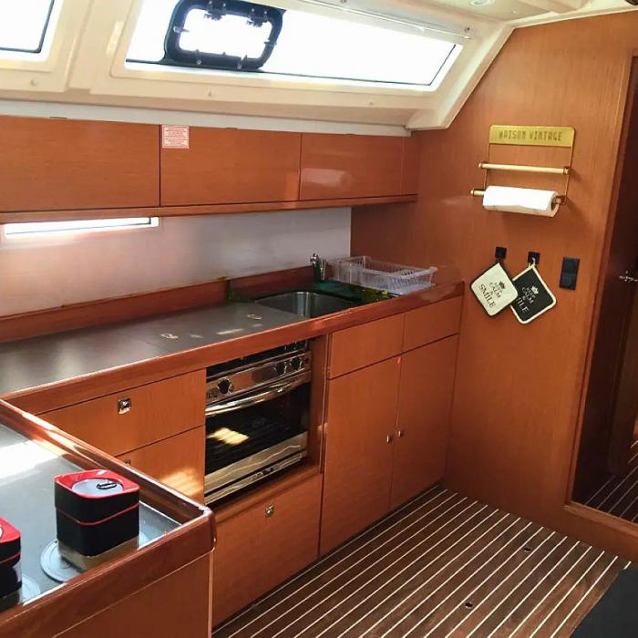 Renee | Bavaria Cruiser 46 photo 8