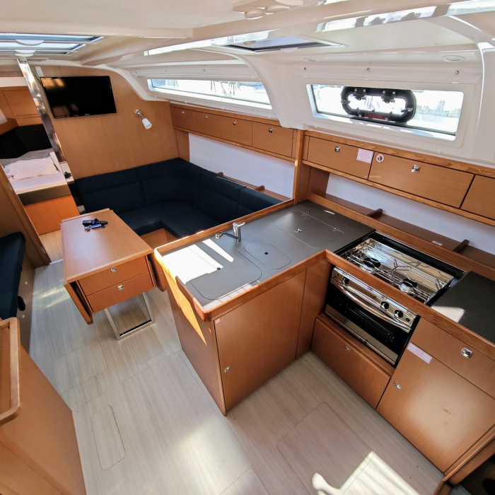 Mai Tai | Bavaria Cruiser 37 photo 7