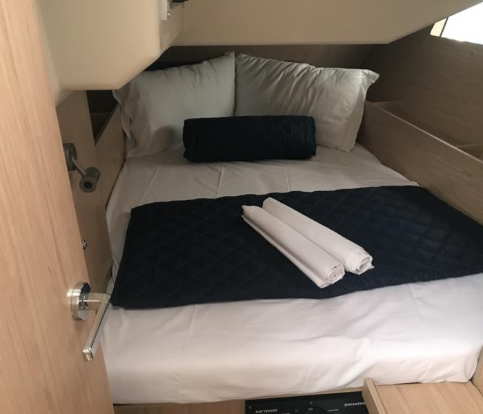 Agena | Oceanis 41.1 photo 13