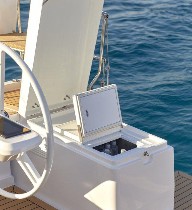 First Edition | Elan Impression 45 photo 9