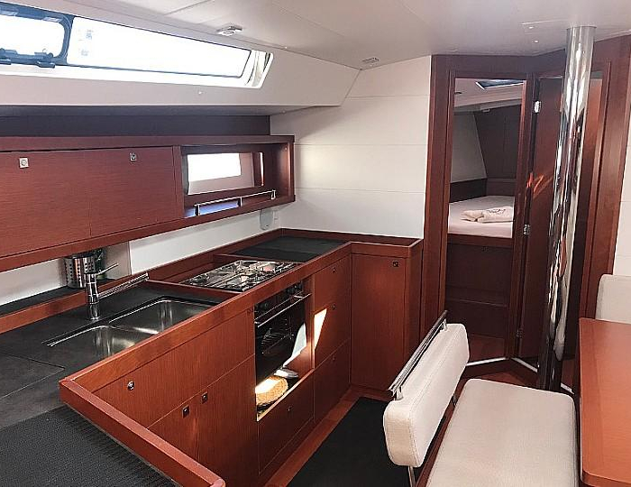 Atlantica | Oceanis 45 photo 11