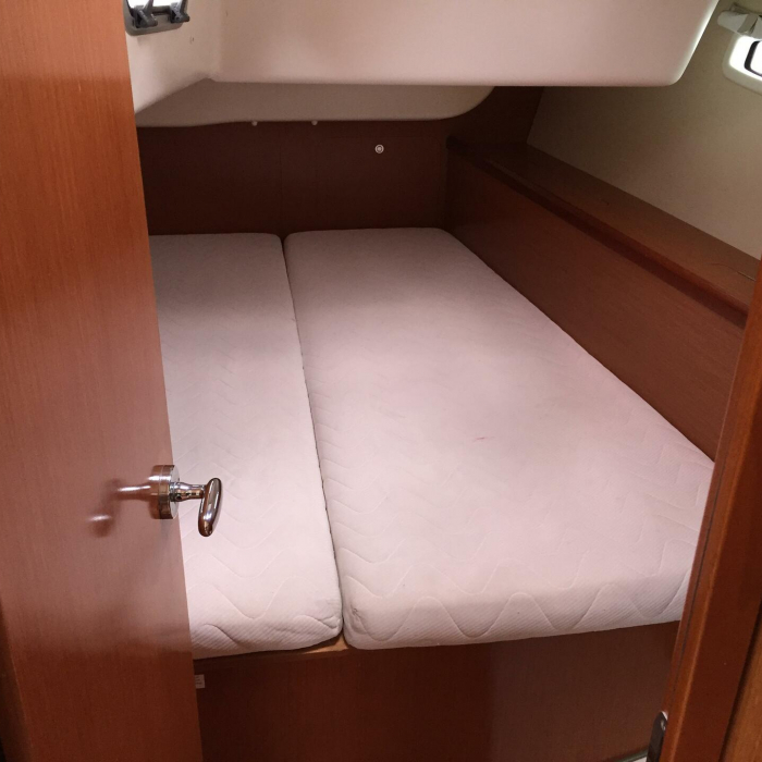 Silly Shark (GND) | Oceanis 43 photo 10