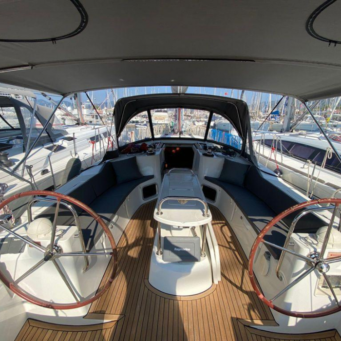 Capella II | Sun Odyssey 44i photo 9