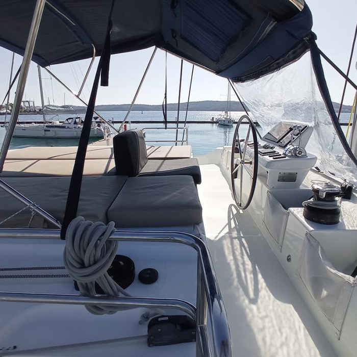 Ragnarök | Lagoon 50 photo 4