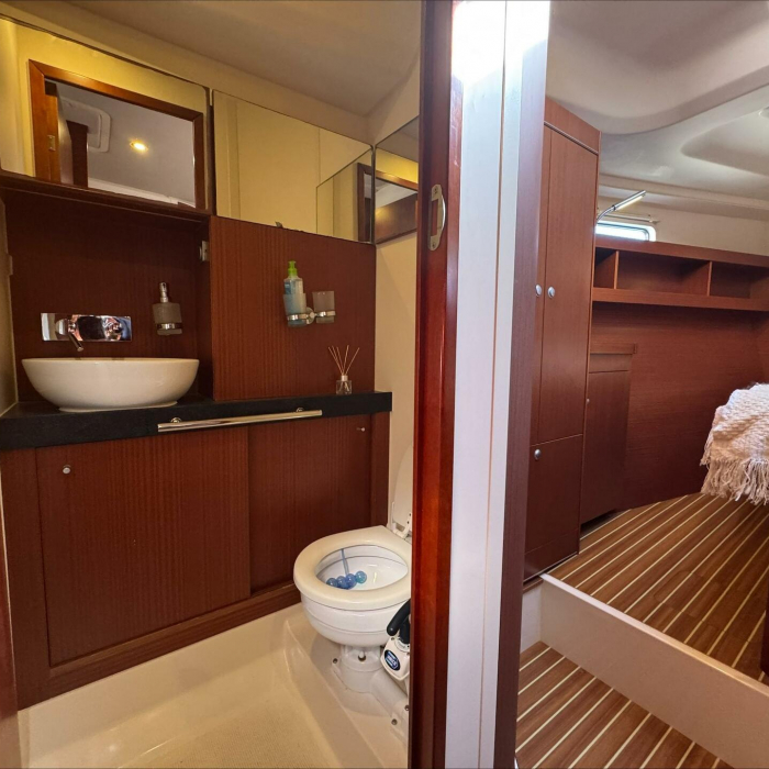 Team B | Hanse 505 photo 5