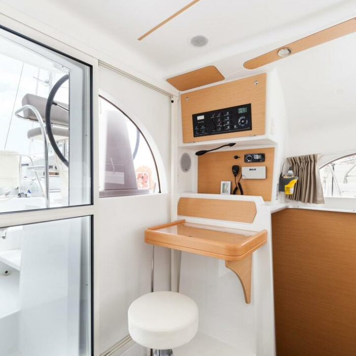 Vienna | Solar Panel, Inverter | Lagoon 380 S2 photo 17