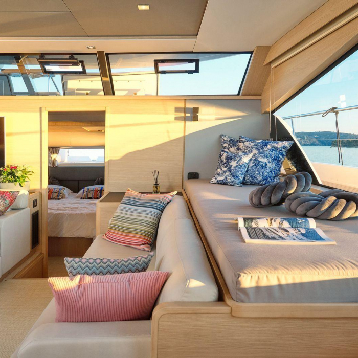 By My Side | Aquila 54 photo 5