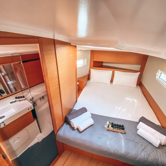 Aquaholic | Sun Odyssey 410 photo 12