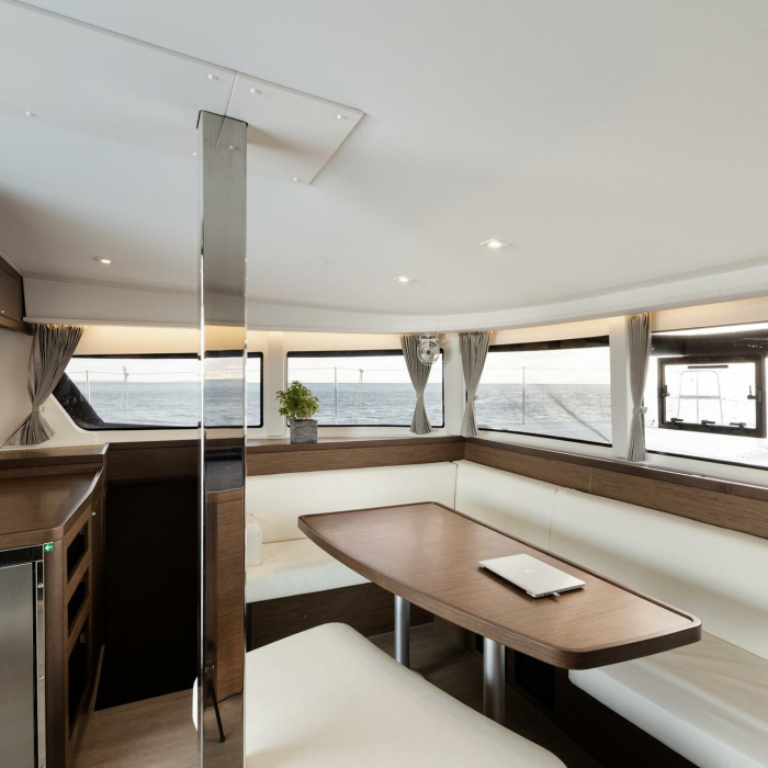 Notorious | A/C, Gen, Watermaker, 12 pax | Lagoon 42 photo 9