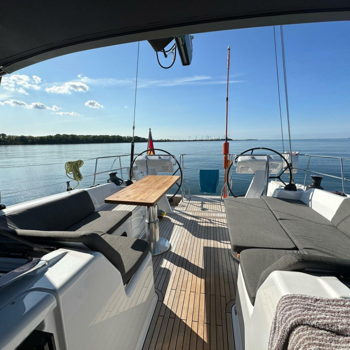 Box of Chocolate | Hanse 508 photo 5