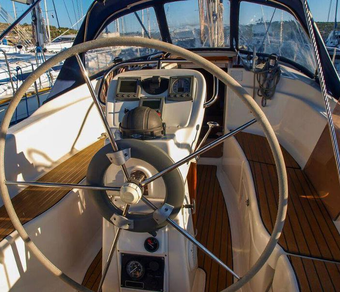 Sea Star | Bavaria 32 photo 2