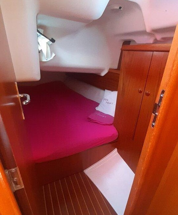 Pink Pearl | Sun Odyssey 37 photo 6