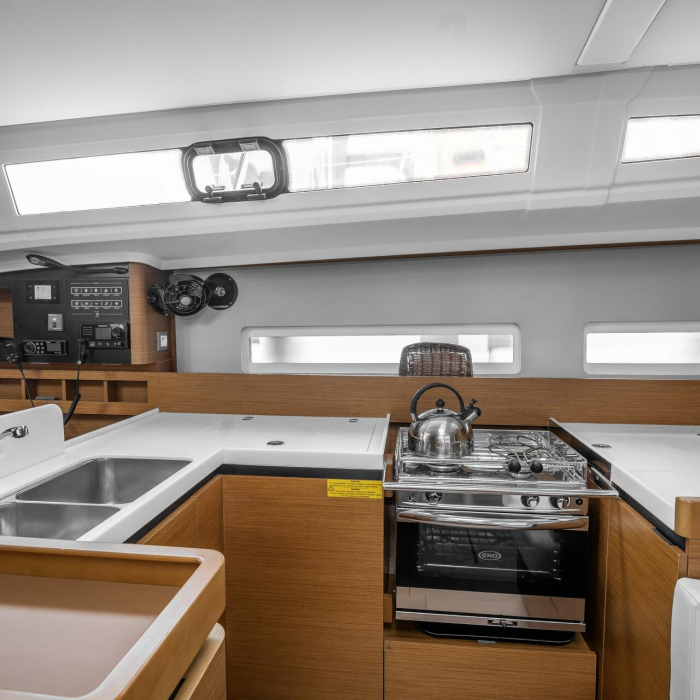 DELLA GRAZIA | Sun Odyssey 410 photo 6