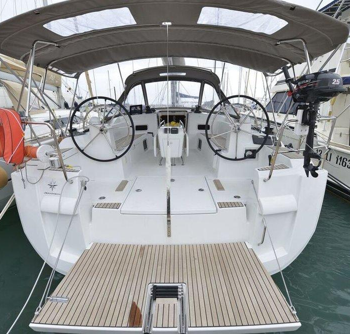 Norwegian wood | Sun Odyssey 479 photo 3