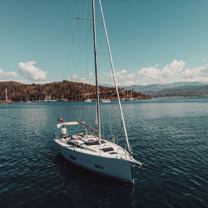 Paris | Dufour 390 photo 54