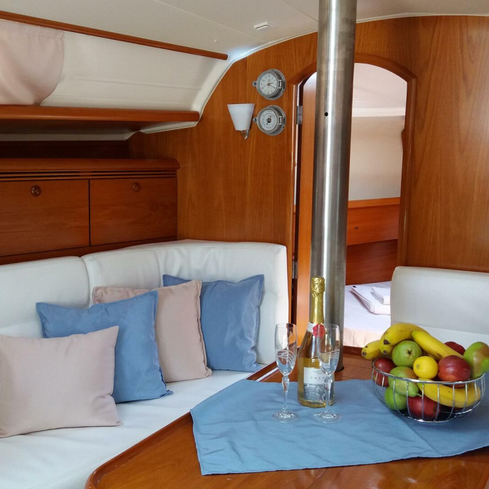 Kama | SUN ODYSSEY 35 photo 3