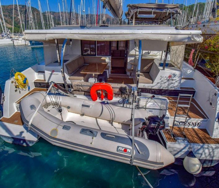 Amber | Lucia 40 photo 47