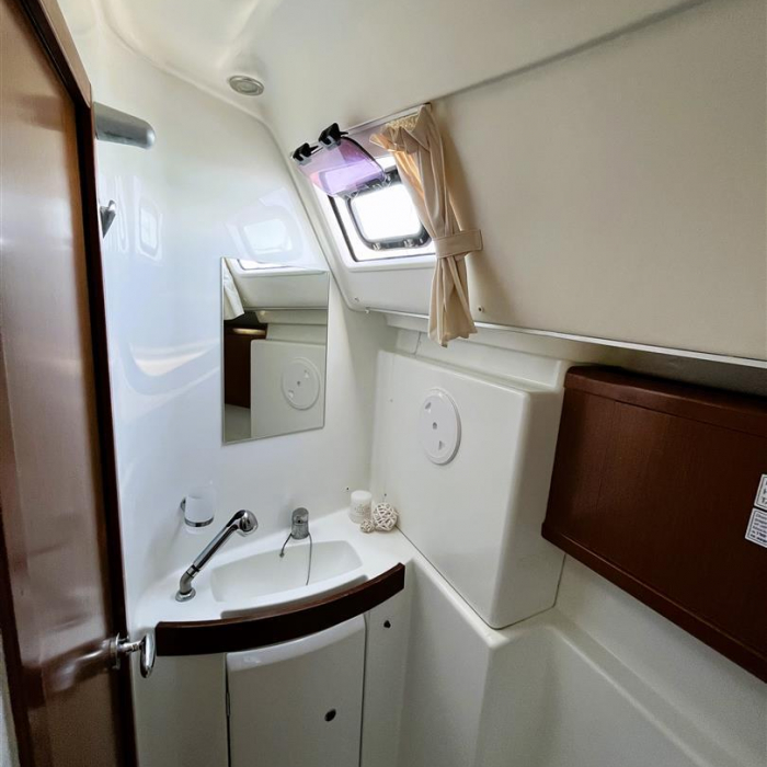 Twins | Oceanis 43+ photo 15