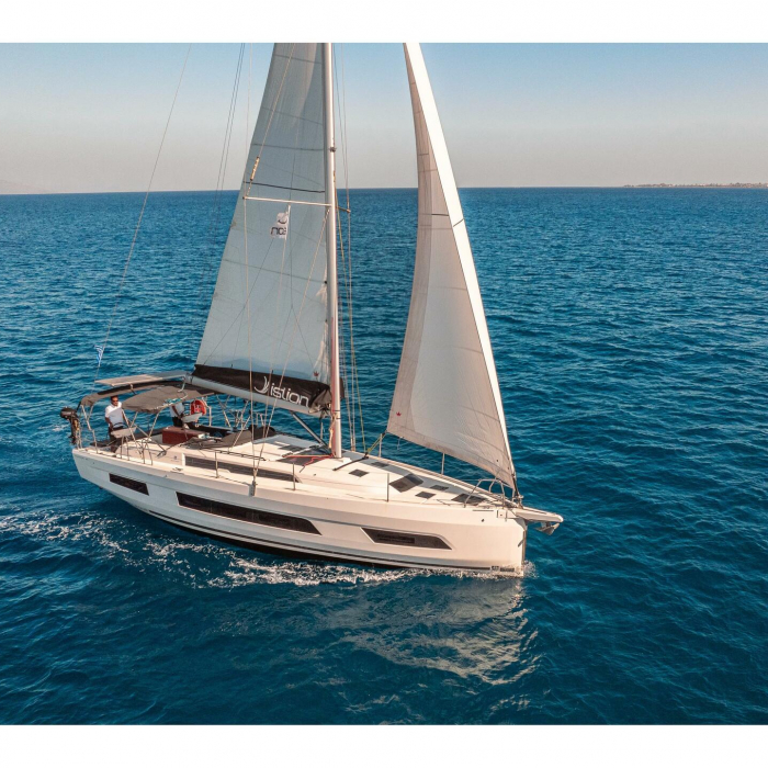 First Song | Dufour 41 photo 1