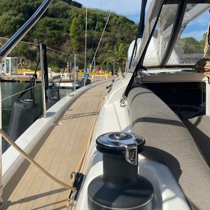 Yaya | Dufour 390 photo 5