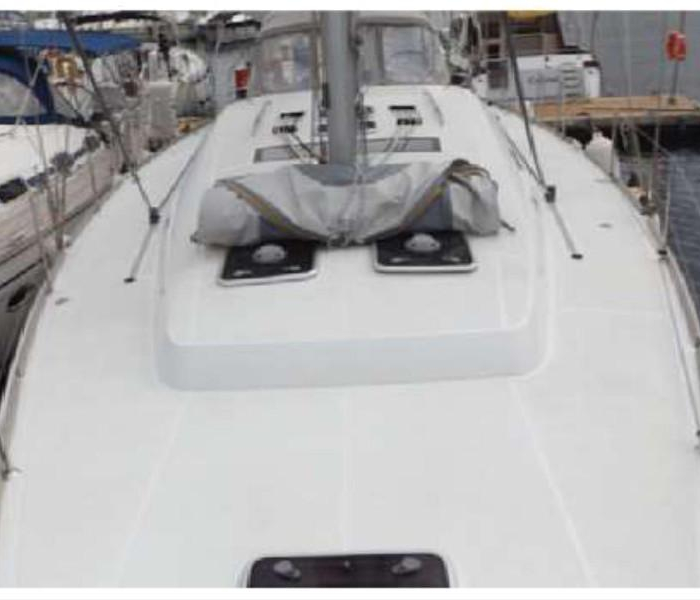 In Compliance | Oceanis 50 Family photo 4