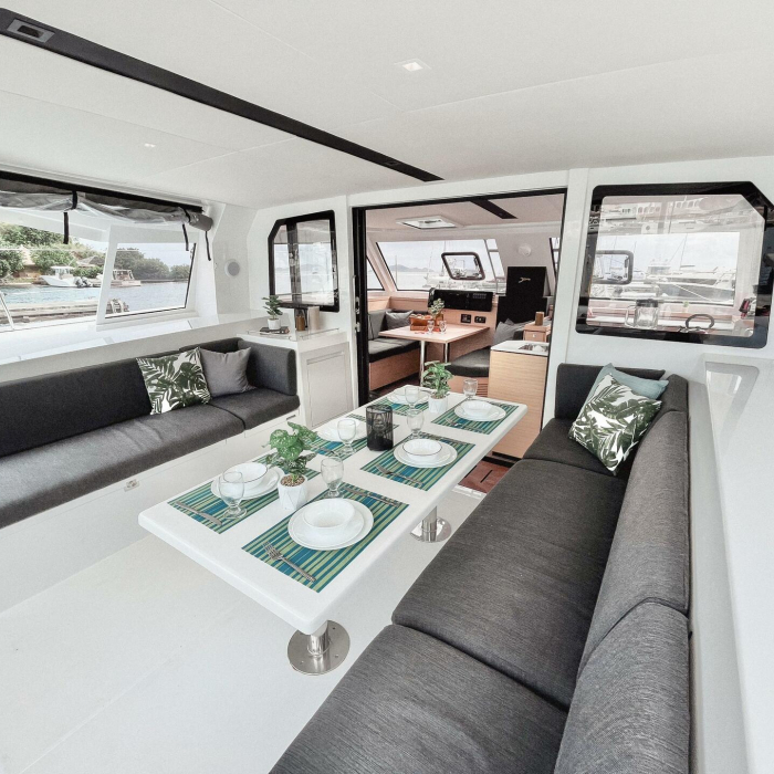 Untethered | Nautitech 40 photo 8