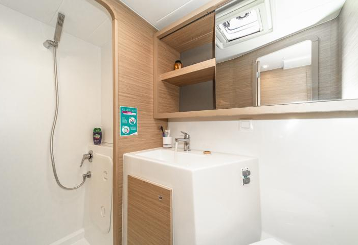 Marina 3 | Lagoon 42 photo 7