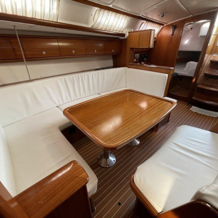 Mirna | Bavaria 44 photo 14