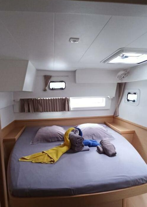 Taina | Lagoon 42 photo 15