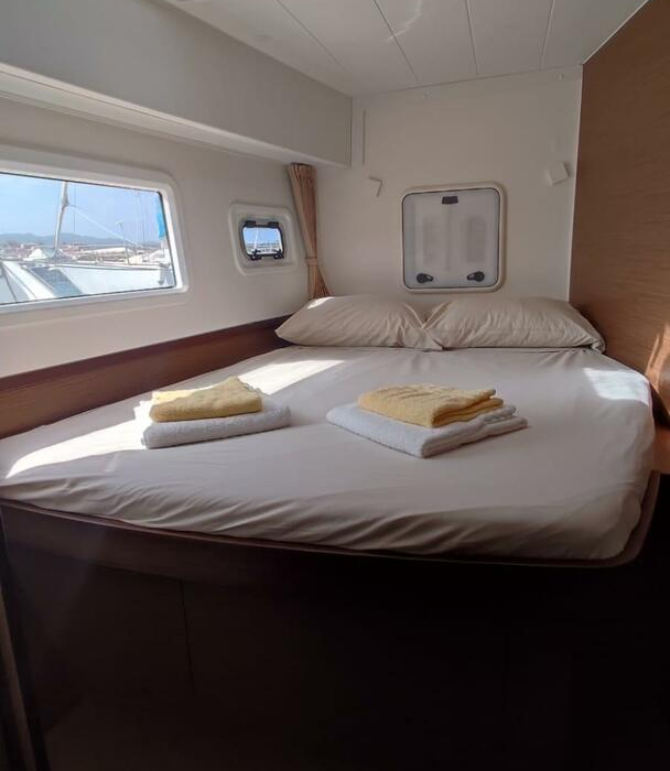 Loki | Lagoon 42 photo 11