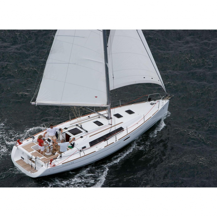 Fun Five | Oceanis 34 photo 2