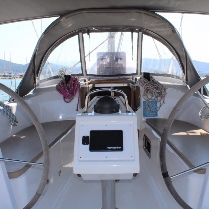 Why Not 15 | Bavaria 34 Cruiser photo 2