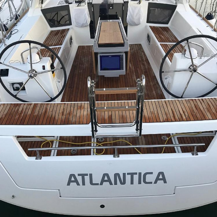 Atlantica | Oceanis 45 photo 13