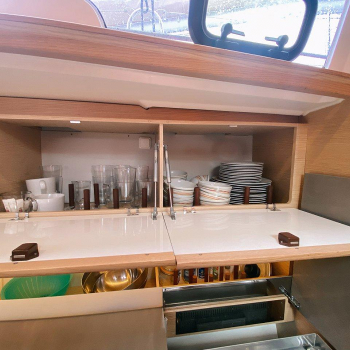 Nafrayou | Dufour 390 GL photo 8