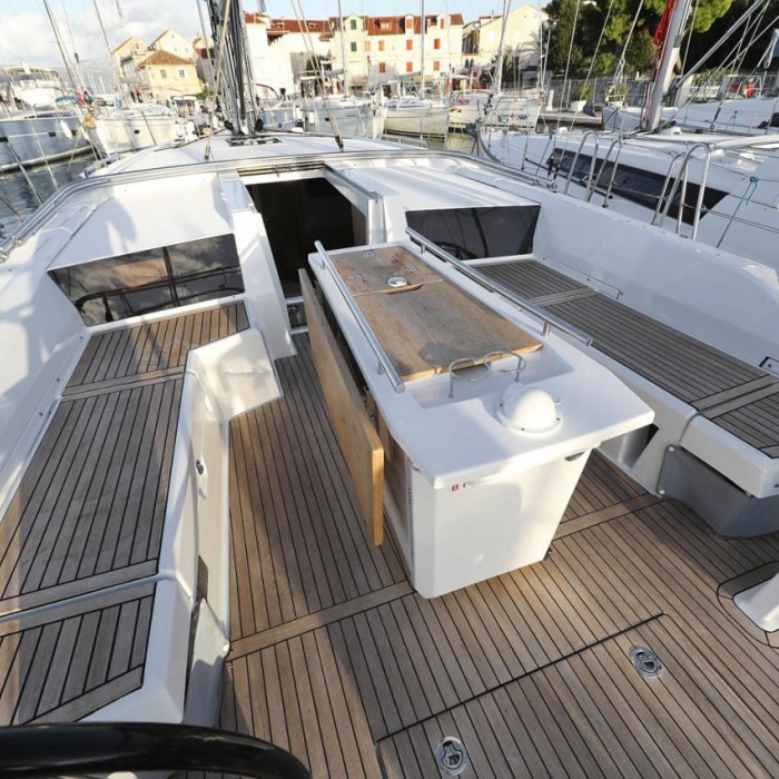 Black Jack | Oceanis 46.1 photo 4