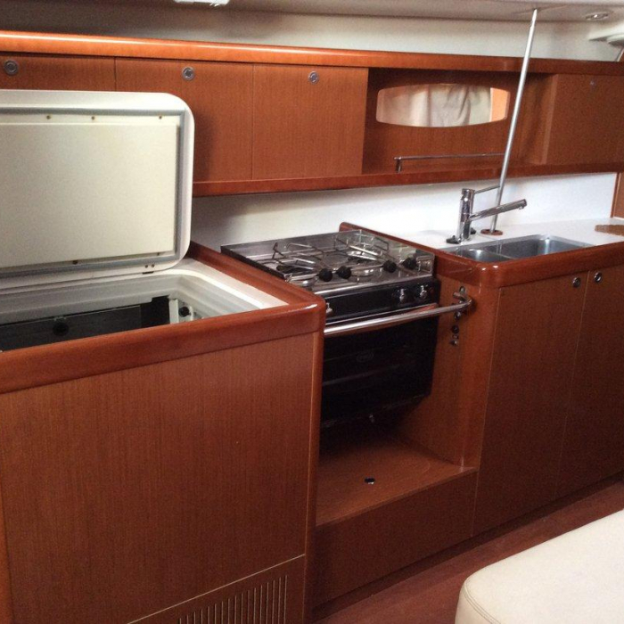 Fantasea | Oceanis 43 photo 5