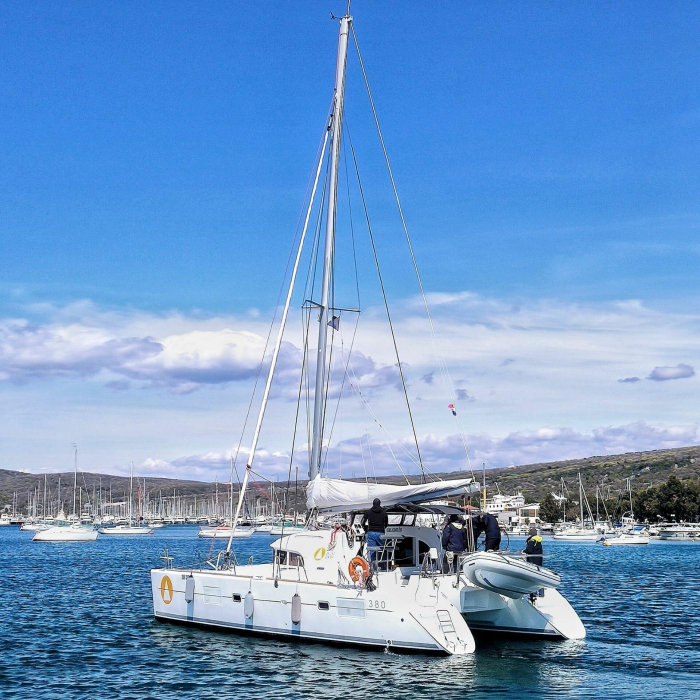 Xenia | Lagoon 380 photo 17