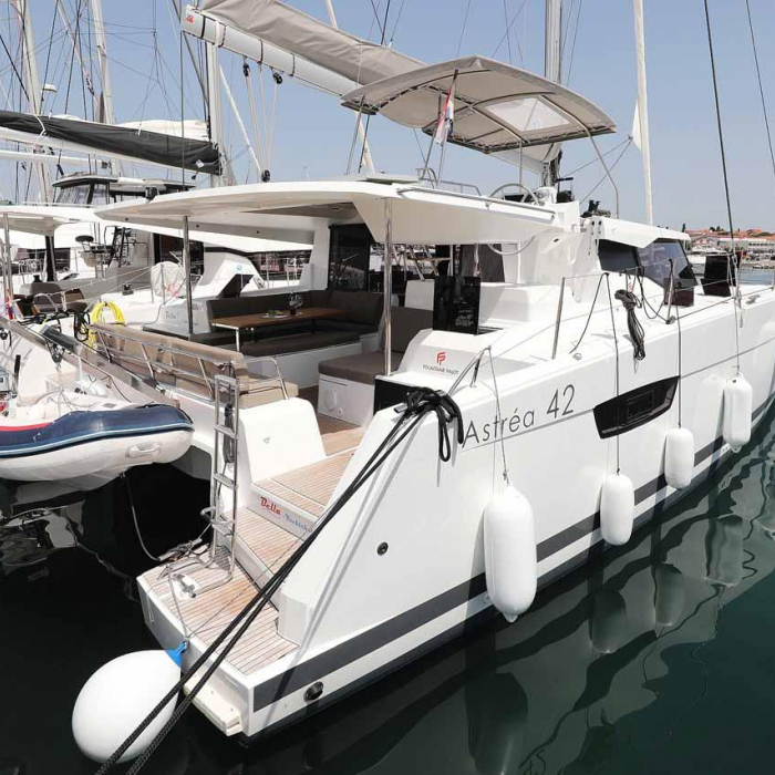 Bella V | Fountaine Pajot Astrea 42 photo 4