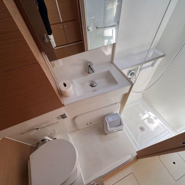 Lady Ellen | Excess 11 - 4 + 2 cab. photo 11