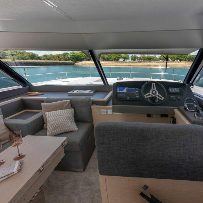 Mala | Fountaine Pajot MY5 photo 6