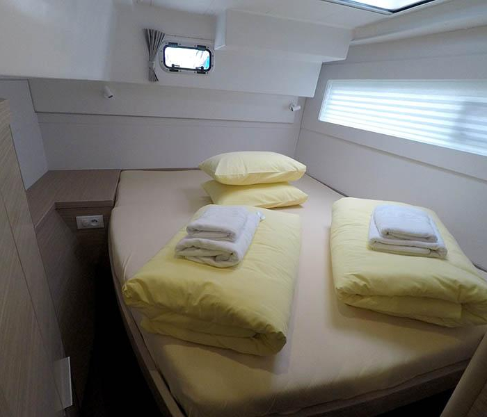 DUPLO II | Lagoon 40 photo 12