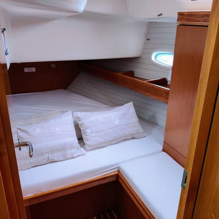 Gin & Tonic | Bavaria 47 Cruiser photo 15