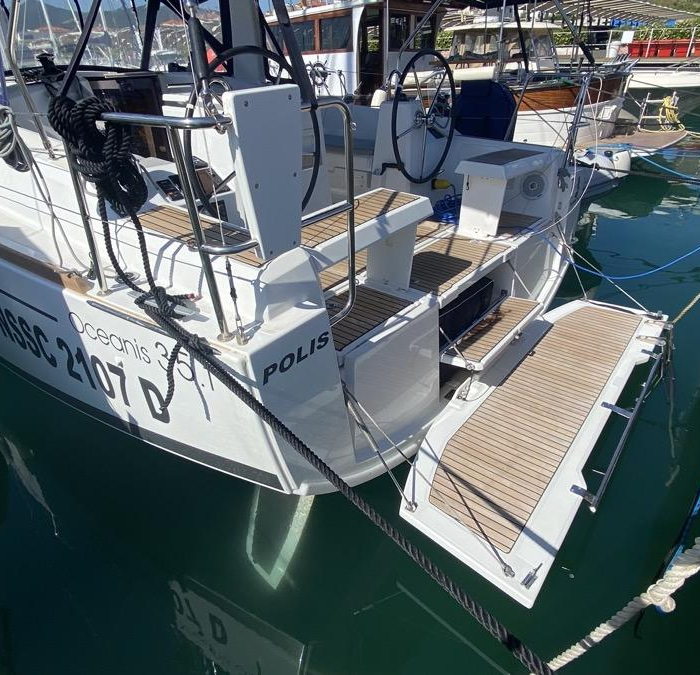 Polis | Oceanis 35.1 photo 8