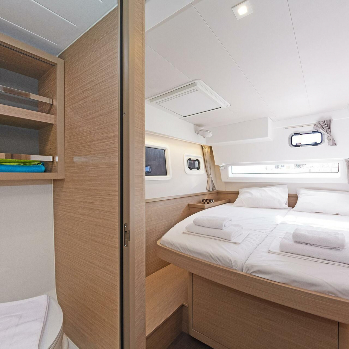 Eternity (ONLY SKIPPERED) | Lagoon 42 A/C & GEN photo 12