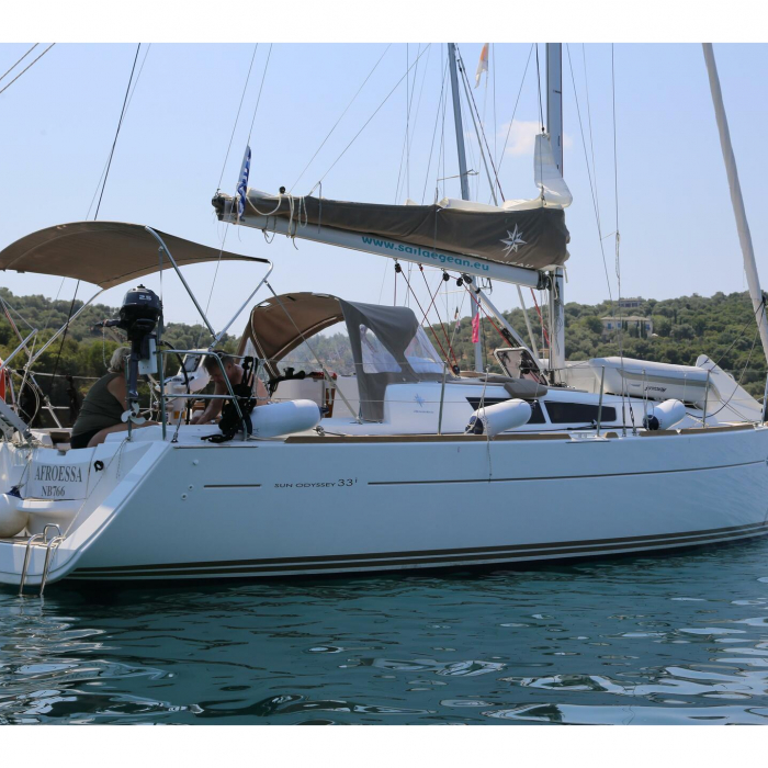 Afroessa | Sun Odyssey 33i photo 3
