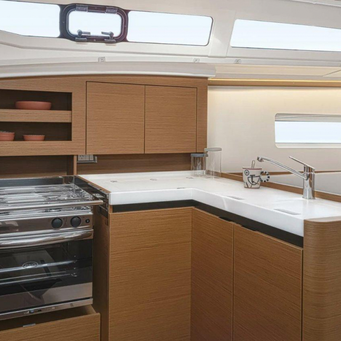 Vida | Sun Odyssey 380 photo 4