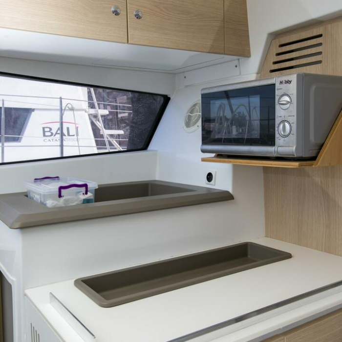 North Cat II | Bali 4.1 photo 9