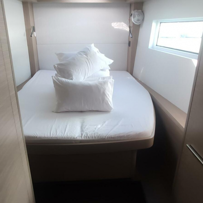 Euphoria IV | Lagoon 51 photo 5