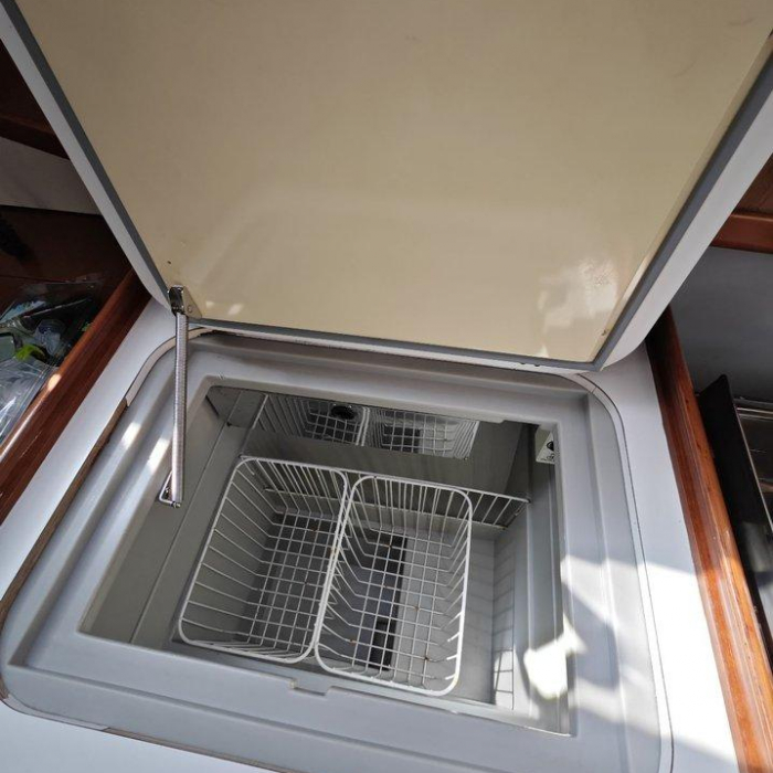 Violet | Oceanis 40 photo 11