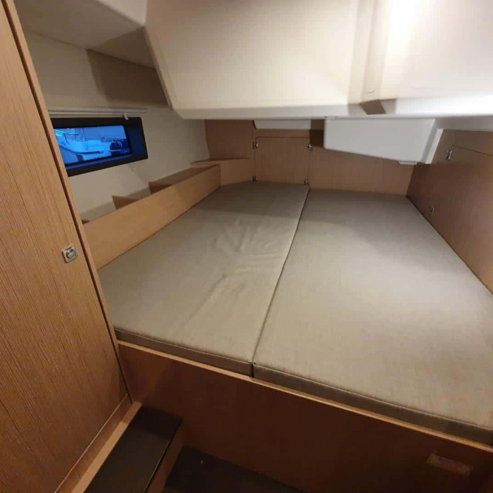 Ermis | Bavaria C42 photo 20